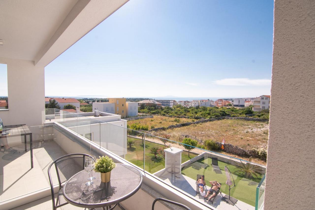 Apartments & Rooms Pool Villas Maris B ノヴァリャ 部屋 写真