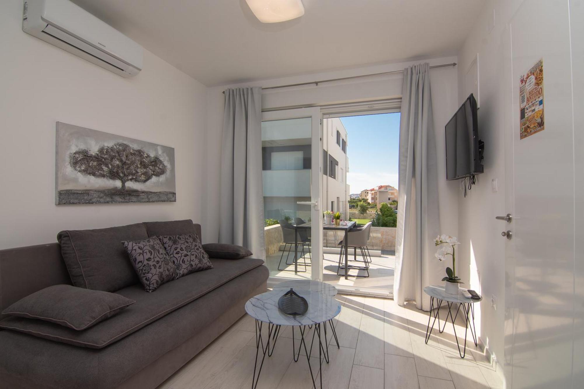 Apartments & Rooms Pool Villas Maris B ノヴァリャ 部屋 写真